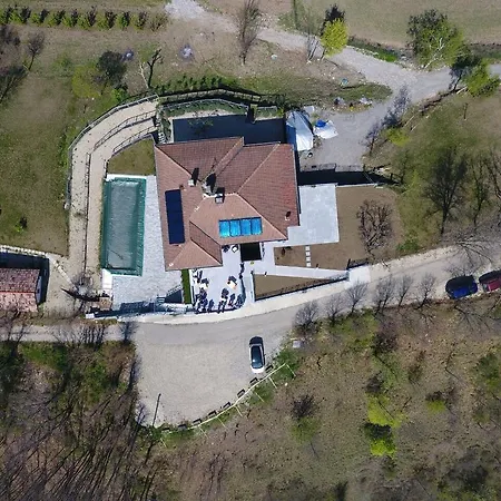 Farm stay Foresteria La Merlina *